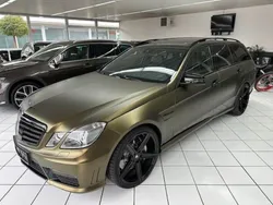 Obsidianschwarz metalliclack (metallic) Gebraucht 2012 Mercedes E63 AMG AMG Kombi | 29.900 € (Etwas zu teuer)