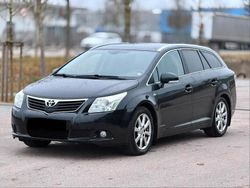 Schwarz Gebraucht 2009 Toyota Avensis Kombi | 2.800 € (Fairer Preis)