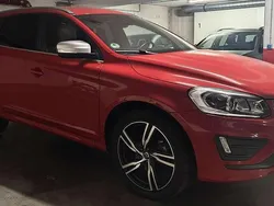 Rot Gebraucht 2017 Volvo XC60 R-Design SUV | 22.000 € (Fairer Preis)