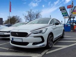 Weiß Gebraucht 2015 DS Automobiles DS5 Kleinwagen | 10.990 €