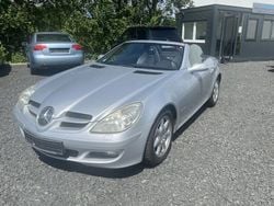 Silber Gebraucht 2004 Mercedes SLK200 Cabrio | 7.900 € (Fairer Preis)