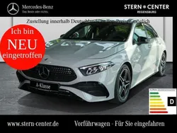 Grau Gebraucht 2025 Mercedes A200 AMG Limousine | 37.499 € (Teuer)