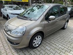 Braun Gebraucht 2012 Renault Grand Modus Night&Day Van / Kleinbus | 7.650 € (Fairer Preis)