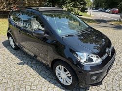 Schwarz Gebraucht 2017 VW up! high up! Kleinwagen | 7.950 € (Guter Preis)