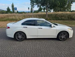 Weiß Gebraucht 2010 Honda Accord Executive Limousine | 8.500 € (Fairer Preis)