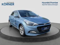 Blau Gebraucht 2017 Hyundai i20 YES! Kleinwagen | 11.900 € (Fairer Preis)