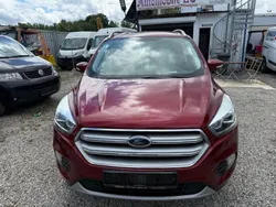 Rot Gebraucht 2019 Ford Kuga Cool & Connect SUV | 11.900 €