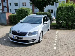 Silber Gebraucht 2015 Skoda Octavia Kombi | 7.250 € (Guter Preis)