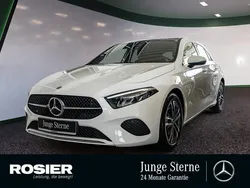 Weiss / polarweiß Gebraucht 2024 Mercedes A180 Advanced Limousine | 29.890 € (Fairer Preis)