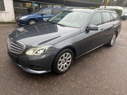 Grau Gebraucht 2014 Mercedes E200 Limousine | 10.499 € (Guter Preis)