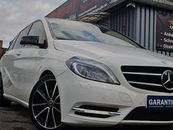 Weiß Gebraucht 2012 Mercedes B220 Van / Kleinbus | 17.499 € (Etwas zu teuer)