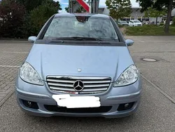 Blau Gebraucht 2007 Mercedes A180 Elegance Limousine | 4.500 € (Fairer Preis)
