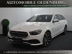 Weiß Gebraucht 2021 Mercedes E300 Avantgarde Limousine | 27.400 € (Guter Preis)