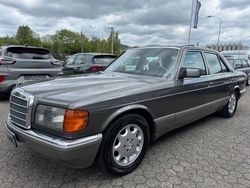 Grau Gebraucht 1989 Mercedes 300 SE Limousine | 10.990 €