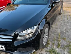 Schwarz Gebraucht 2016 Mercedes 200 Kombi | 10.444 € (Teuer)