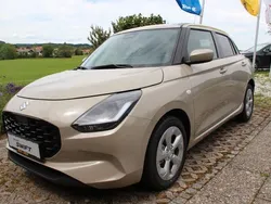 Beige Gebraucht 2024 Suzuki Swift Comfort Limousine | 19.900 € (Fairer Preis)