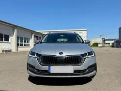Silber Gebraucht 2021 Skoda Octavia Kombi | 21.600 € (Guter Preis)