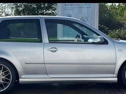 Silber Gebraucht 2001 VW Golf IV GTI Limousine | 15.980 €