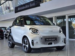 Weiß Gebraucht 2024 Smart ForTwo Electric Drive Passion Coupé | 18.950 € (Etwas zu teuer)