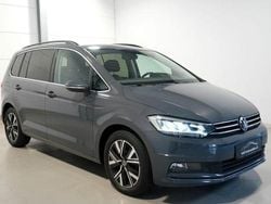 Grau Gebraucht 2021 VW Touran Highline Van / Kleinbus | 21.490 € (Superpreis)