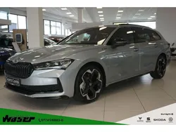 Silber Neu 2025 Skoda Superb SportLine Kombi | 57.990 € (Teuer)