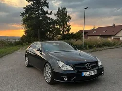 Schwarz Gebraucht 2004 Mercedes CLS500 Limousine | 11.999 € (Etwas zu teuer)