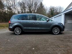 Grau Gebraucht 2017 VW Sharan Highline Van / Kleinbus | 21.500 € (Guter Preis)