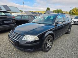 Schwarz Gebraucht 2004 VW Passat Family Kombi | 1.390 € (Fairer Preis)
