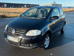 Schwarz Gebraucht 2006 VW Fox Kleinwagen | 1.600 €