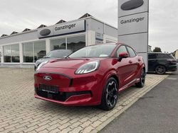 Rot Neu 2025 Ford Puma Gen-E Premium SUV | 33.990 € (Teuer)