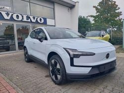 Blau Neu 2025 Volvo EX30 Core SUV | 37.500 € (Guter Preis)