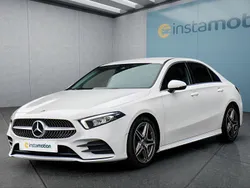Weiß Gebraucht 2020 Mercedes A200 Kleinwagen | 31.499 € (Etwas zu teuer)