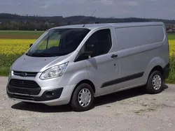 Polarsilber metallic Gebraucht 2017 Ford Transit Custom Trend Van / Kleinbus | 15.800 € (Superpreis)