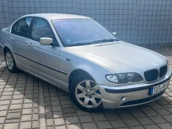 Silber Gebraucht 2002 BMW 325 Limousine | 4.900 € (Fairer Preis)