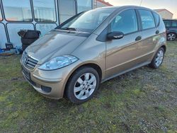 Gold Gebraucht 2008 Mercedes A170 Limousine | 1.550 € (Fairer Preis)