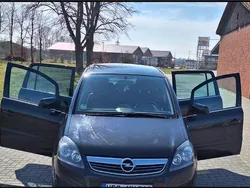 Gebraucht 2010 Opel Zafira Van / Kleinbus | 2.400 € (Fairer Preis)