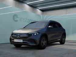 Grau Gebraucht 2023 Mercedes EQA250 AMG SUV | 38.127 € (Fairer Preis)