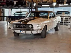 Weiß Gebraucht 1967 Ford Mustang Cabrio | 59.000 €