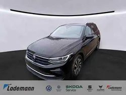 Schwarz Gebraucht 2022 VW Tiguan Active SUV | 25.756 € (Guter Preis)