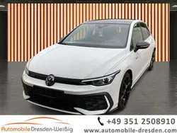 Weiss Gebraucht 2024 VW Golf VIII GTI Limousine | 37.980 € (Superpreis)