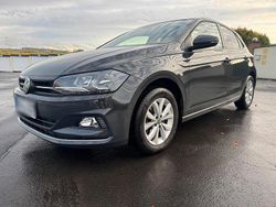 Grau Gebraucht 2021 VW Polo Highline Kleinwagen | 14.850 €