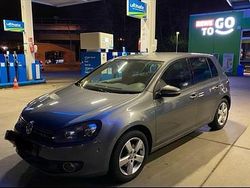 Grau Gebraucht 2010 VW Golf VI Team Kleinwagen | 2.900 € (Superpreis)