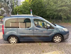 Blau Gebraucht 2009 Peugeot Partner Tepee Family Van / Kleinbus | 5.200 € (Guter Preis)