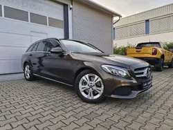 Braun Gebraucht 2017 Mercedes C300e Kombi | 18.900 € (Fairer Preis)