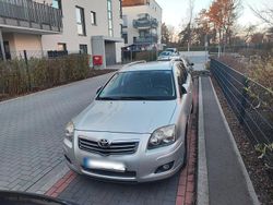 Grau Gebraucht 2007 Toyota Avensis Sol Kombi | 3.999 € (Teuer)
