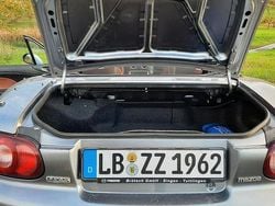 Grau Gebraucht 2002 Mazda MX5 Cabrio | 6.500 € (Fairer Preis)