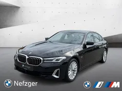 Schwarz Gebraucht 2022 BMW 530e Luxury Line Limousine | 41.900 € (Etwas zu teuer)