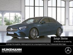 Denimblau metallic Gebraucht 2020 Mercedes A250 AMG Limousine | 22.090 € (Fairer Preis)
