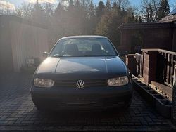 Andere farben Gebraucht 2002 VW Golf IV Kleinwagen | 450 € (Guter Preis)