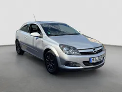 Gebraucht 2005 Opel Astra GTC Edition Kleinwagen | 3.890 € (Etwas zu teuer)